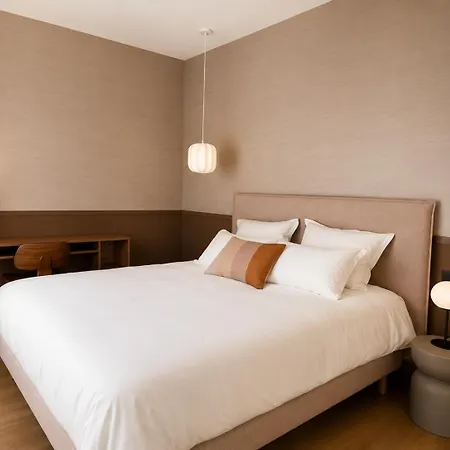 Flore & Jardin The Originals Relais 3* فيشي