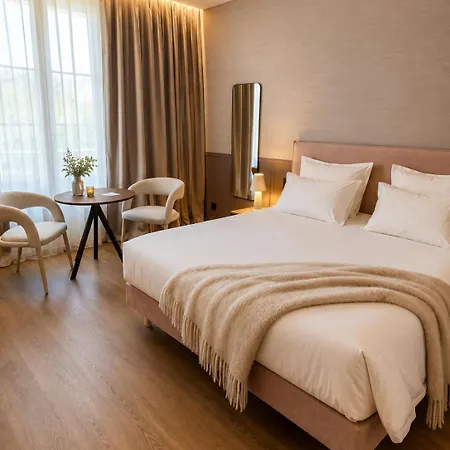 فندق Flore & Jardin The Originals Relais 3*