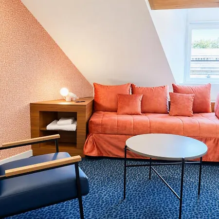 Flore & Jardin The Originals Relais ホテル 3*